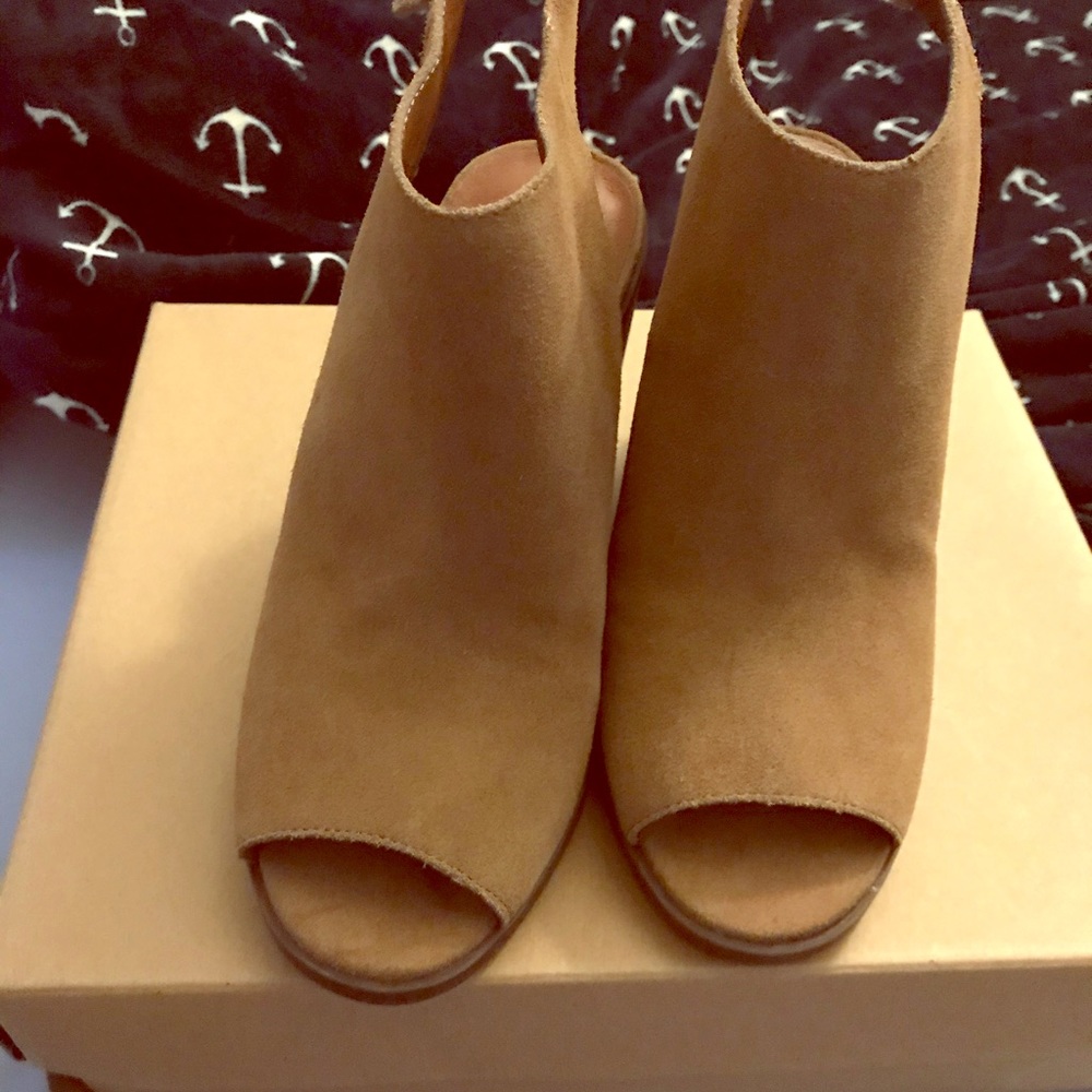 Lucky brand tan booties
